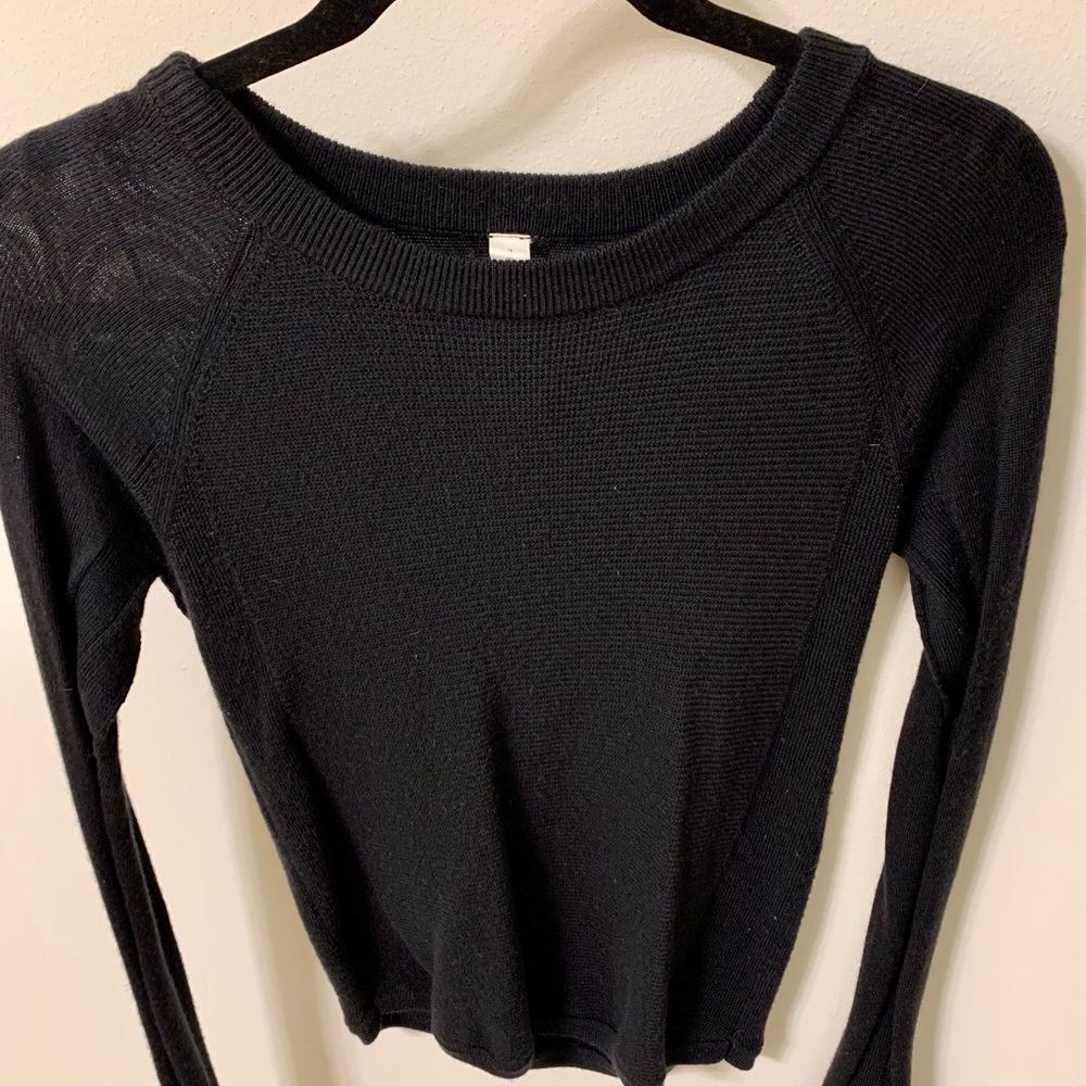 SALE! Lululemon sweater